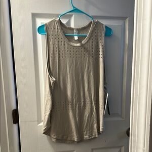 Glyder Gray Muscle Tee for Versatile Comfort